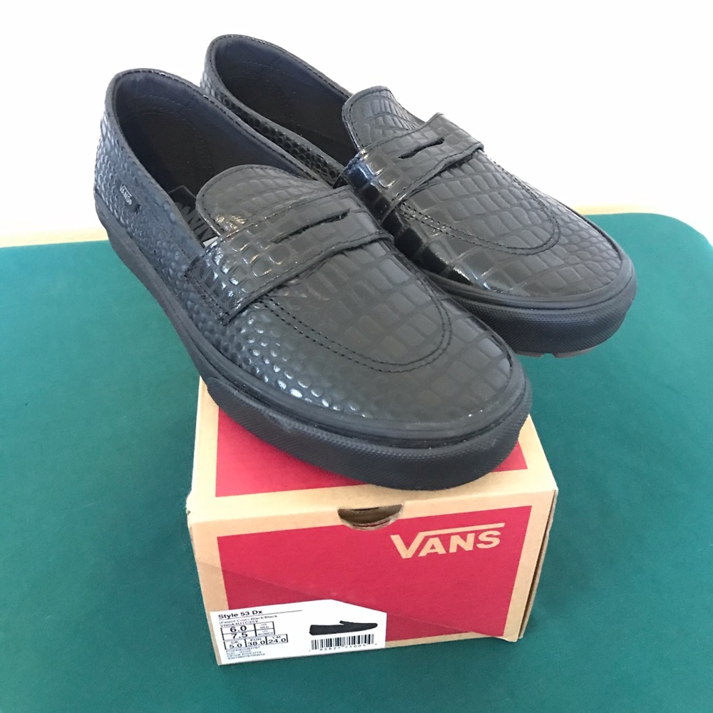 Vans patent crocodile slides